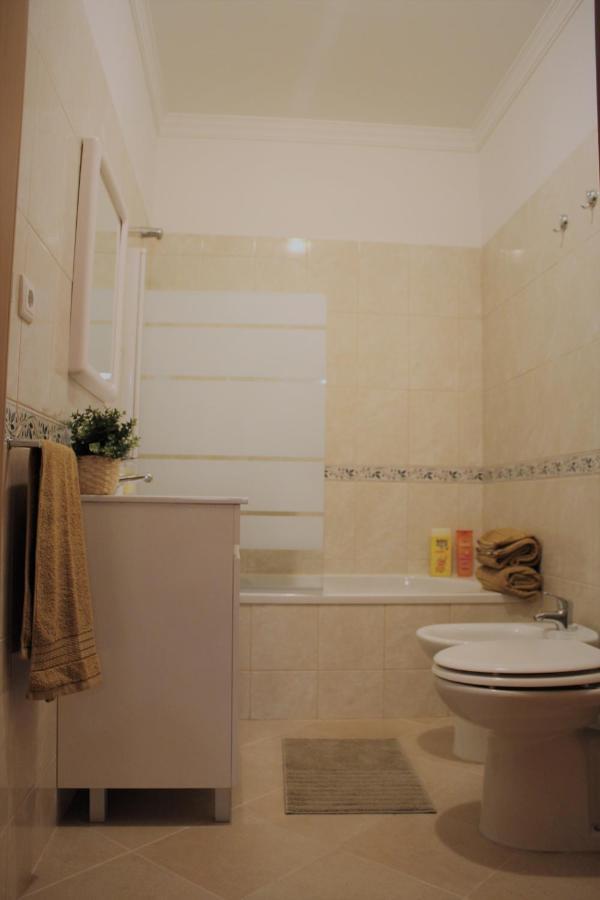 Casa Camoes, Near Airport, 4Km Faro Beach Apartment Exterior photo